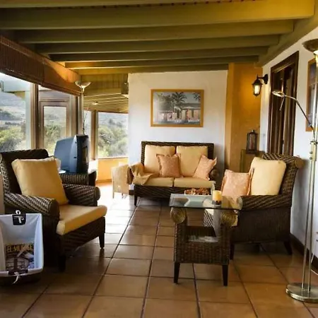 El Pinar Sleeps 4 Pool Wifi T691424 Villa Guinate